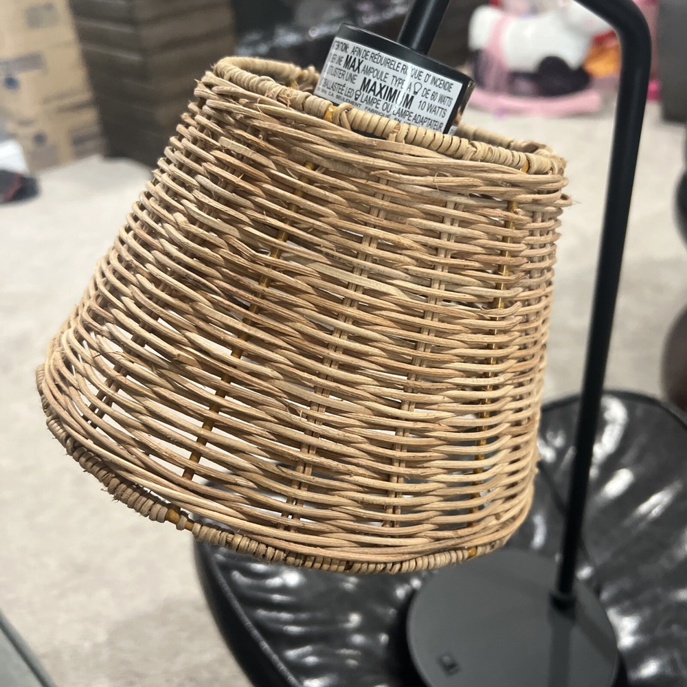 Wicker Table Lamp - Picture 2 of 4